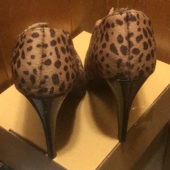 Used Ankle Dress Shoes - Picture 3 of 3